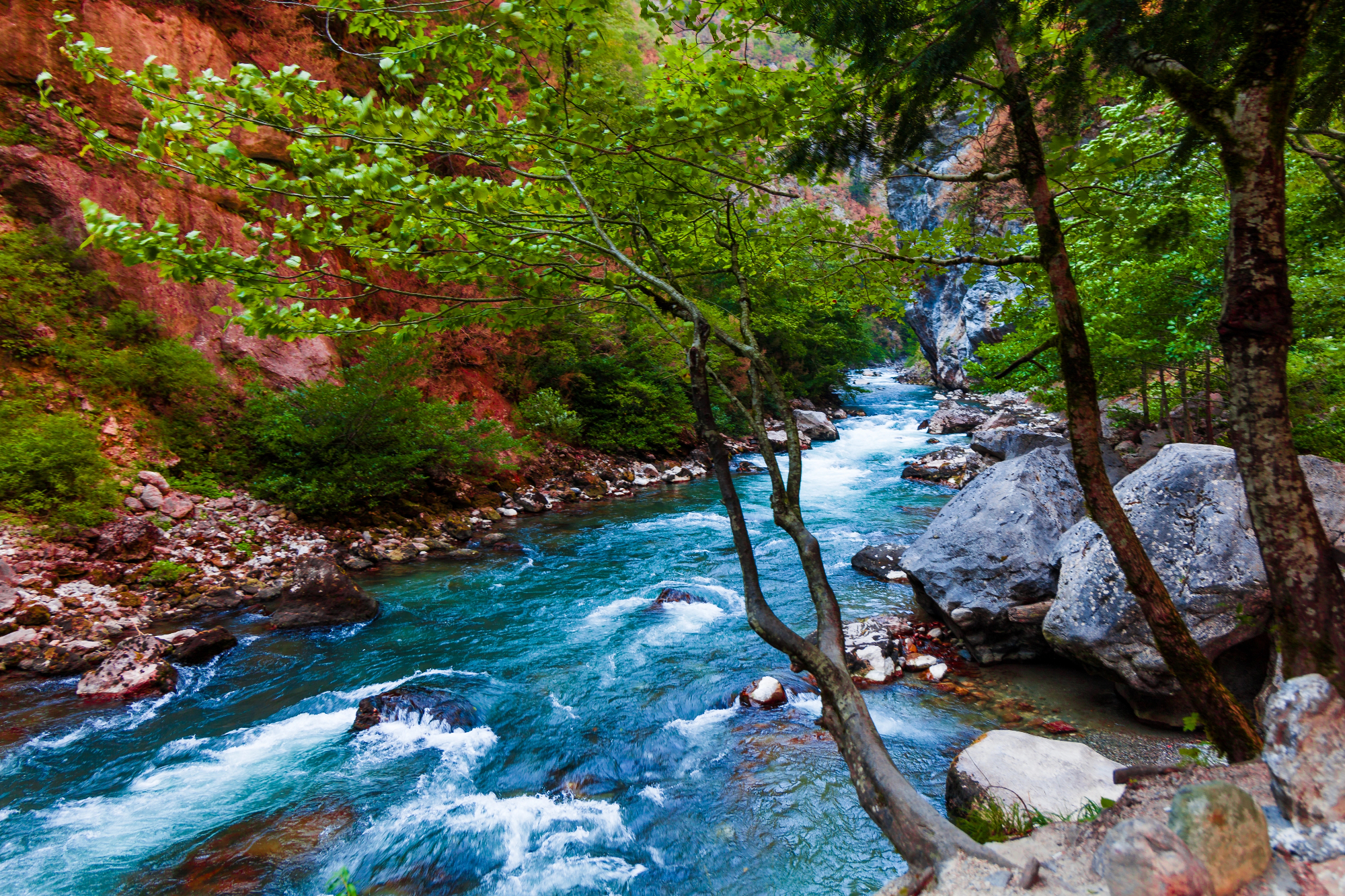 Mesto Bovec je odlično izhodišče za kolesarki vzpon na najvišji prelaz